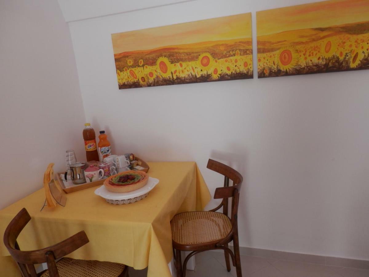Il Cucu Bed And Breakfast Matera Ruang foto